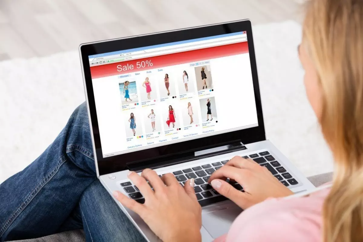 Sites marchands sur la base de solution e-commerce connues telles que Prestashop et Magento